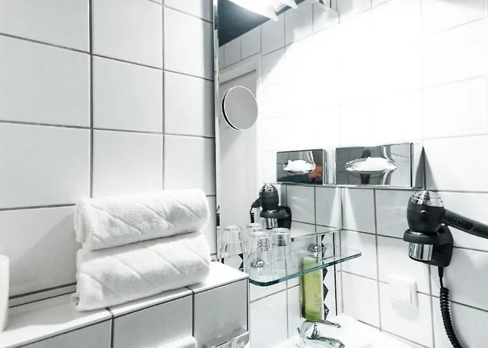 Am Rothenbaum Otel 3*
