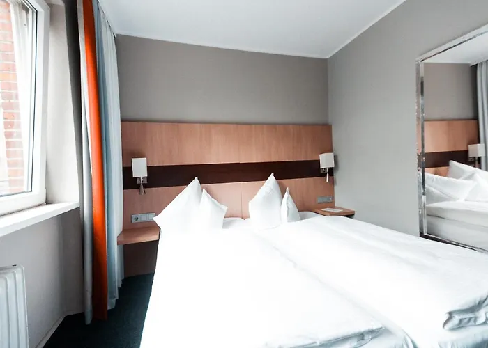 Am Rothenbaum 3*