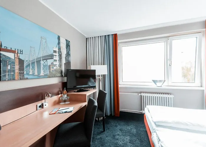 Am Rothenbaum 3* Hamburg